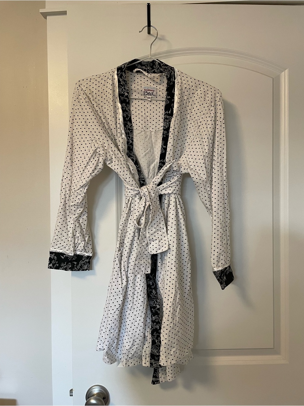 Vintage Polka Dot Tie-Waist Robe